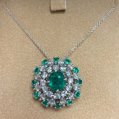1.30 ct Round Colombian Emerald Pendant – Adorian Jewelry