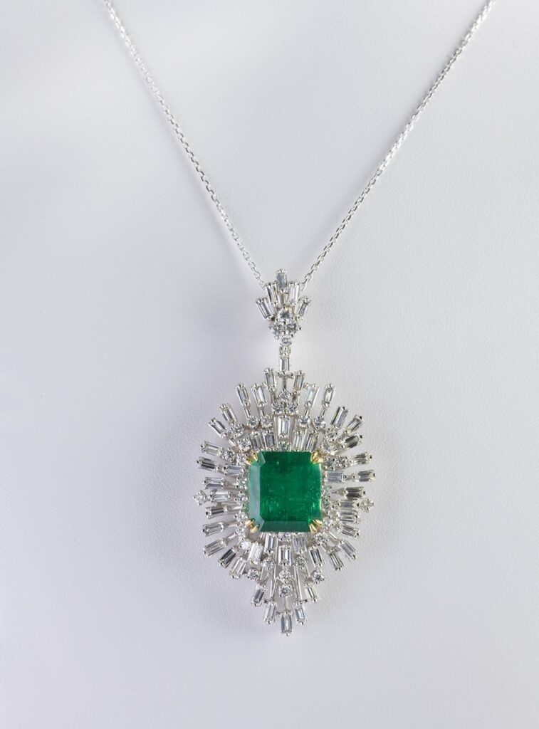 Stunning 14k White Gold Emerald Pendant – Adorian Jewelry